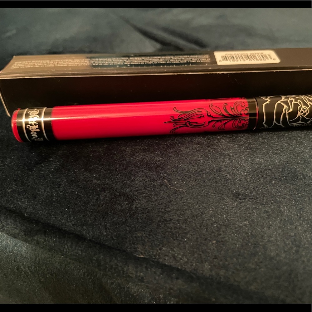 Kat Von D Liquid Lipstick Outlaw